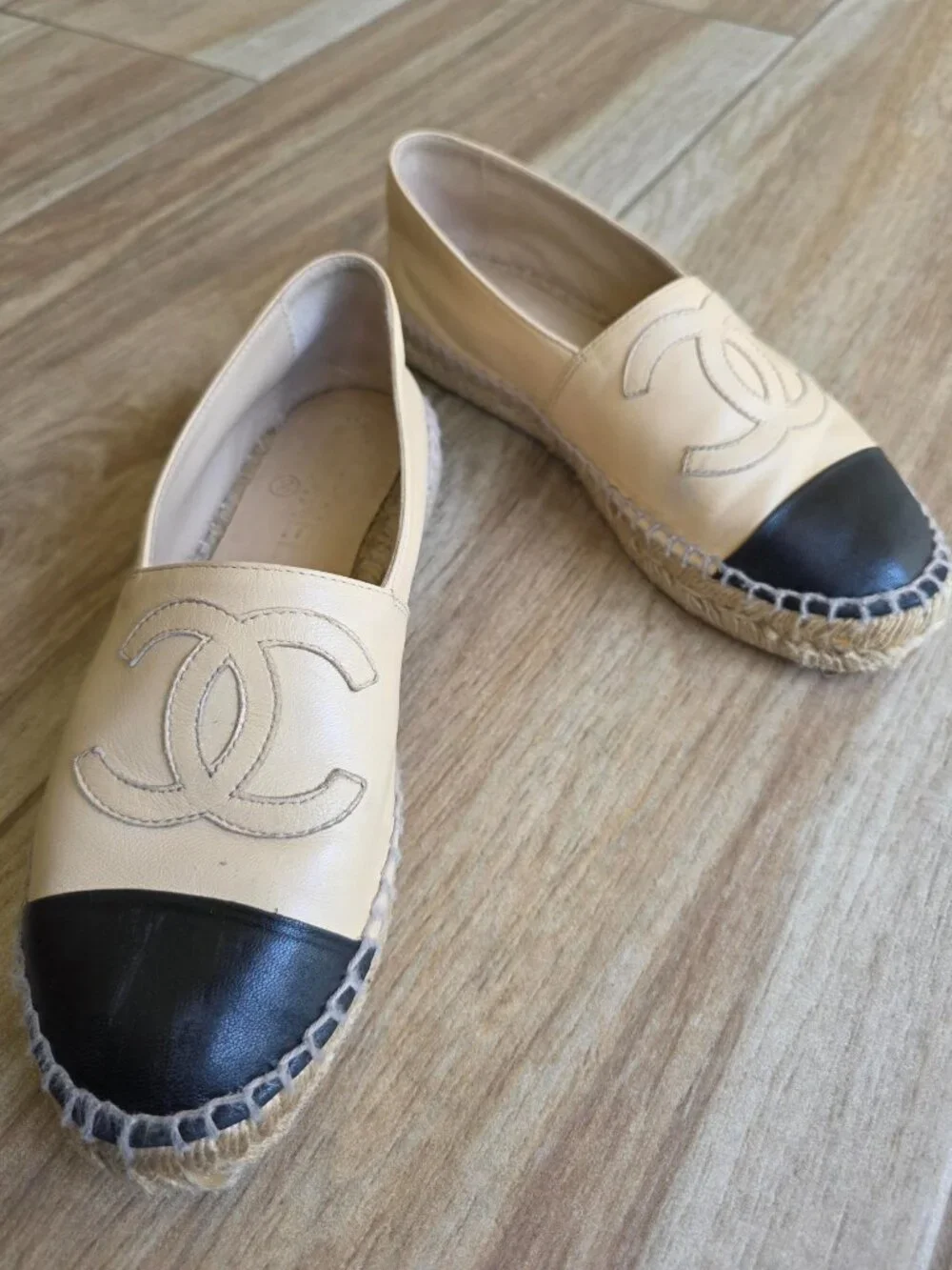 CHANEL  Beige & Black Lambskin Espadrilles Eur. 35